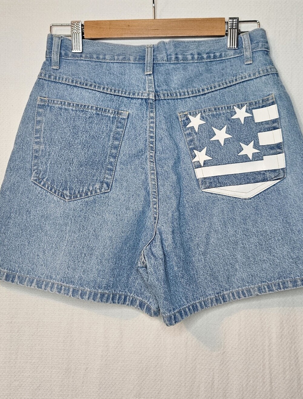 Vintage 90s Bill Blass Denim Shorts Y2K High Rise USA Flag Pocket Mom Jean 6